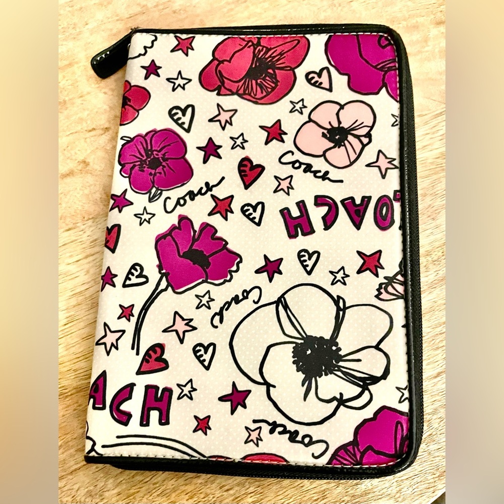 Coach E Reader Case Kyra Print  9"x6"  Tablet Cover